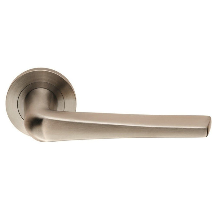 SWL1160.SSS Steelworx Plaza Lever on Round Rose