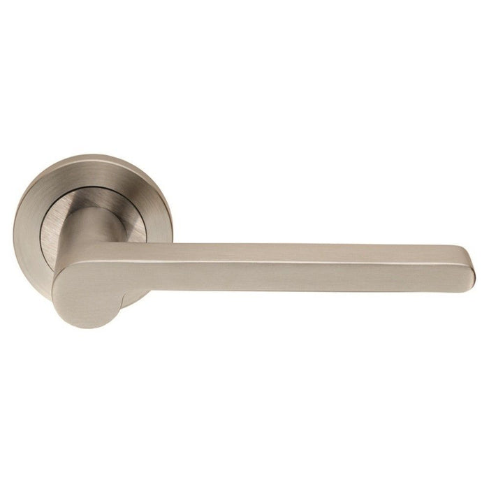 SWL1161.SSS Steelworx Lubecca Solid Lever on Round Rose