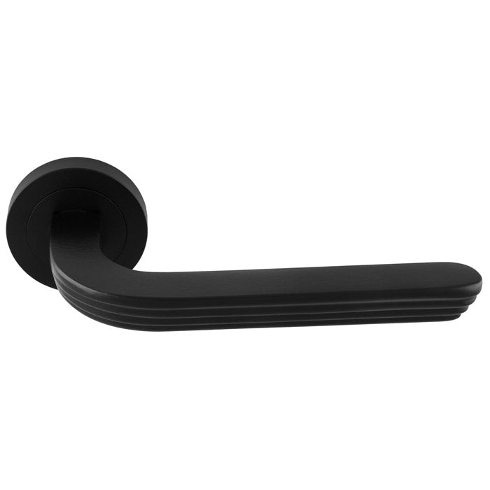 Manital Cloud Lever On Rose