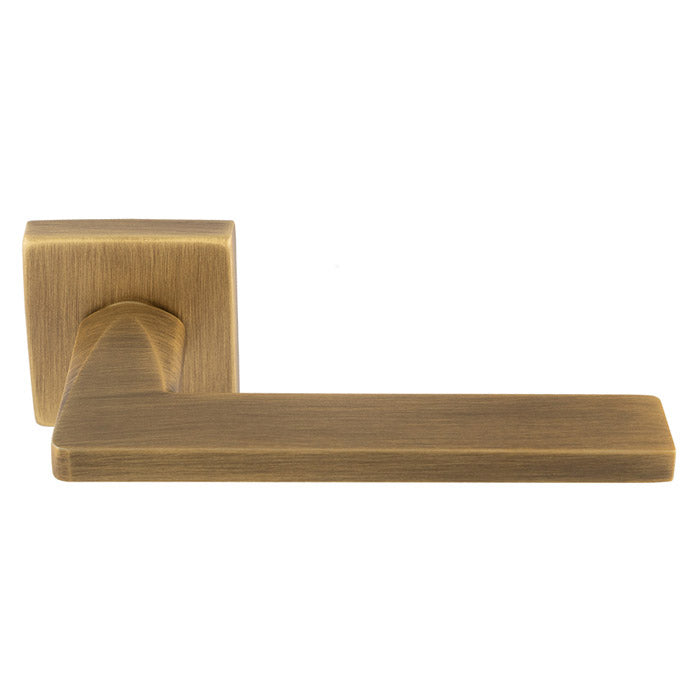Volta Lever on Concealed Fix Push On Square Rose EUL110
